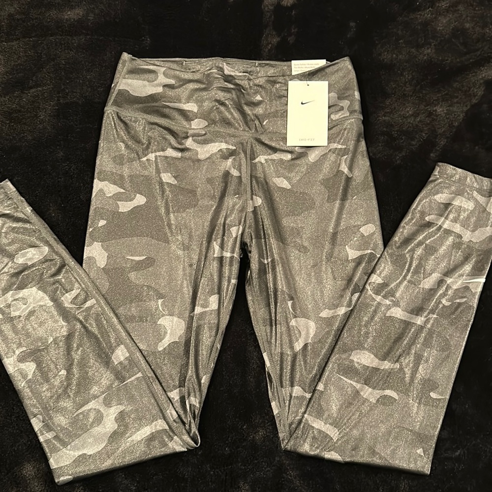 Brand new Nike one dri fit training leggings